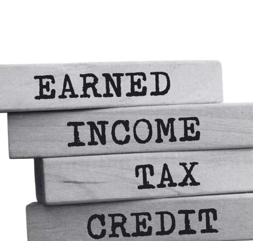 Building blocks with the words "Earned Income Tax Credit"